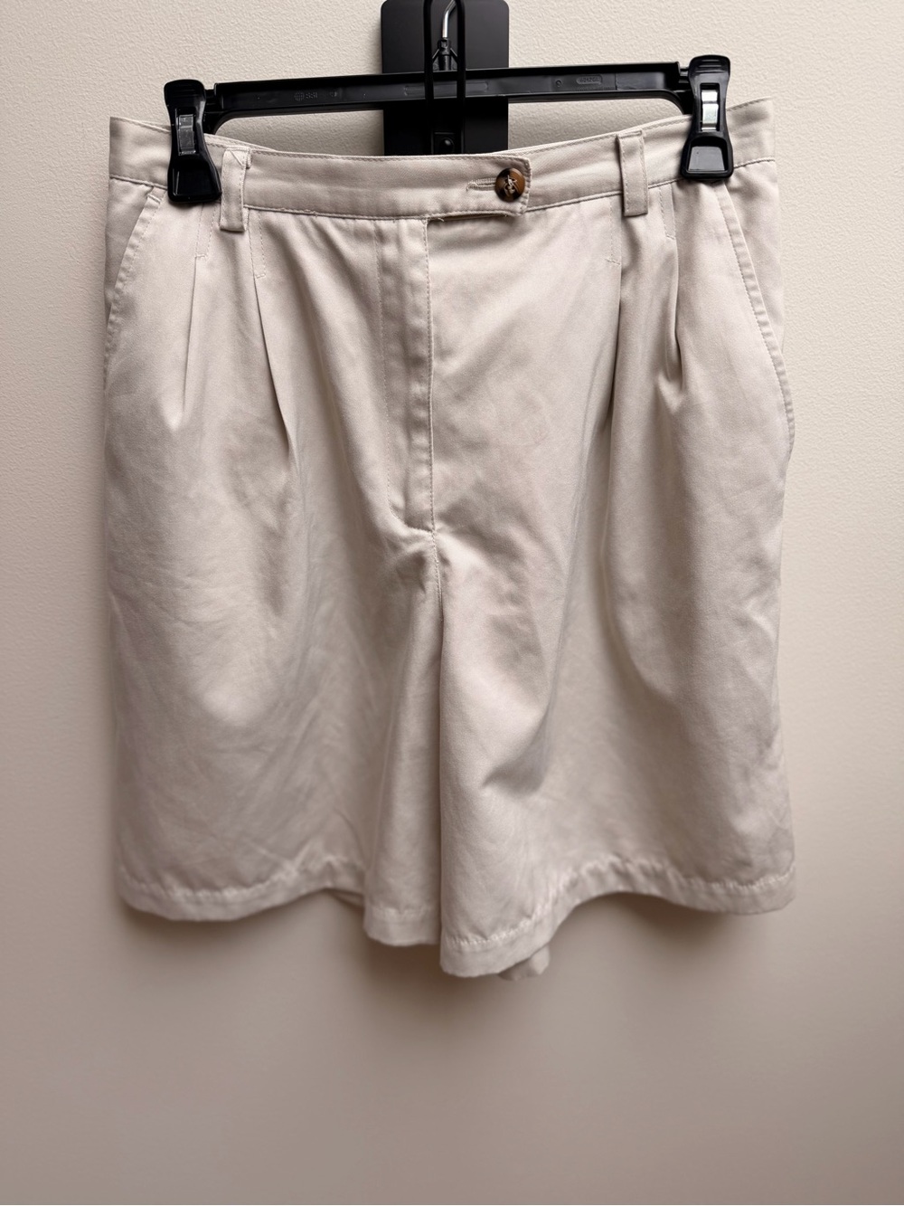 VINTAGE 90s Tailored Khaki Mom Shorts Lord & Taylor